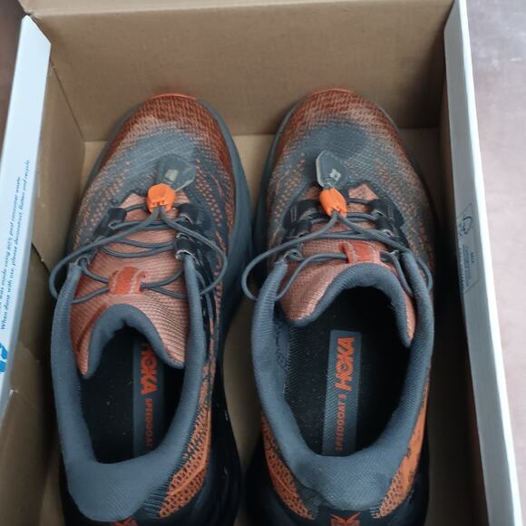 Hoka Speedgoat 5 Youth Size5MD - Picture 4 of 10